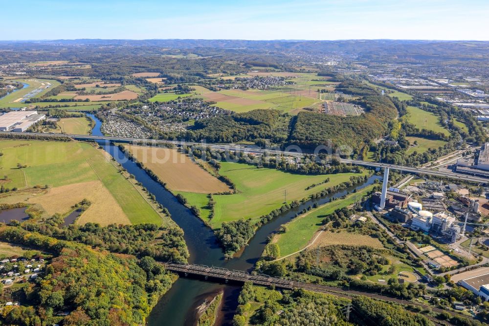 Luftaufnahme Hagen - Uferbereiche entlang der Fluß- Mündung der Lenne in die Ruhr in Hagen im Bundesland Nordrhein-Westfalen, Deutschland