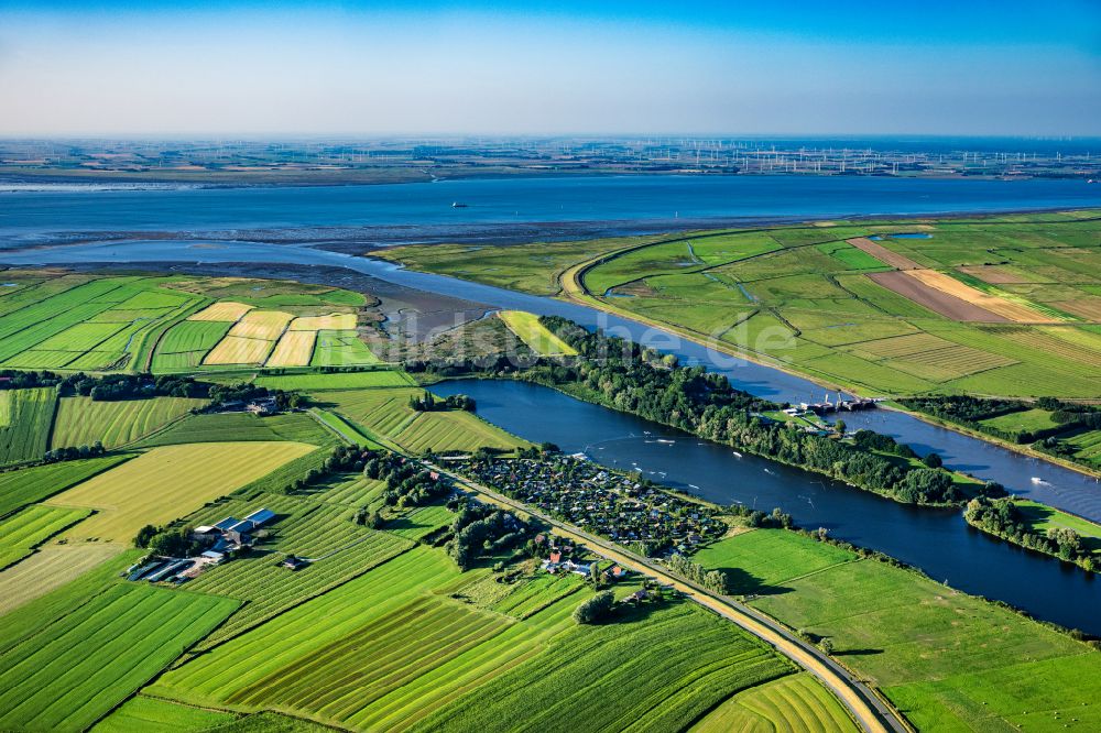 Luftbild Balje - Uferbereiche entlang der Fluß- Mündung der Oste in die Elbe in Balje im Bundesland Niedersachsen, Deutschland