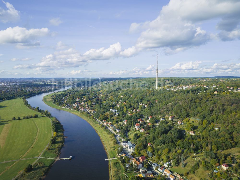 Dresden aus der Vogelperspektive: Uferbereiche am Flußverlauf der Elbe in Dresden im Bundesland Sachsen, Deutschland