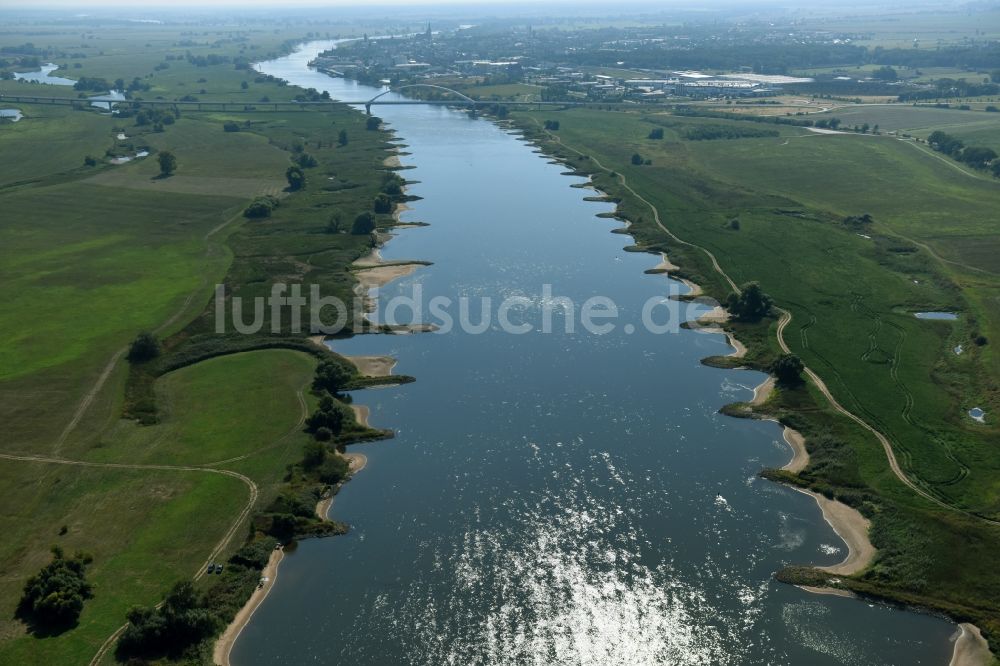 Hämerten von oben - Uferbereiche am Flußverlauf der Elbe in Hämerten im Bundesland Sachsen-Anhalt