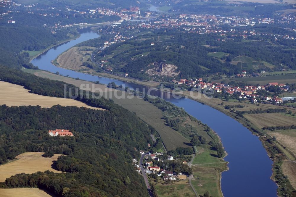 Luftbild Scharfenberg - Uferbereiche am Flußverlauf der Elbe in Scharfenberg im Bundesland Sachsen