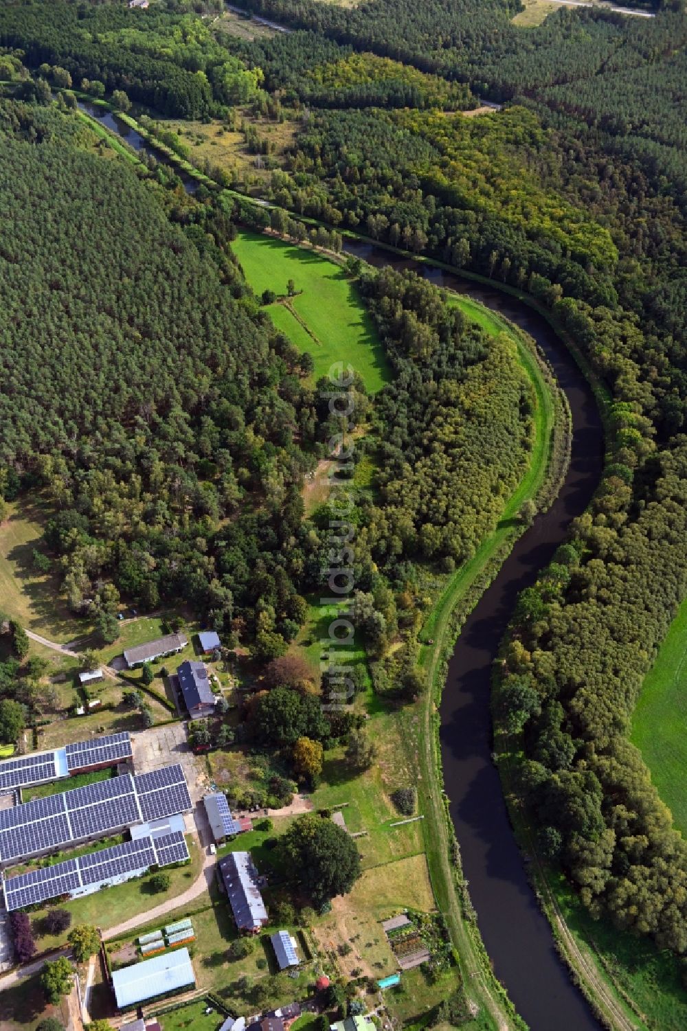 Luftbild Damm - Uferbereiche am Flußverlauf der Elde in Damm im Bundesland Mecklenburg-Vorpommern, Deutschland