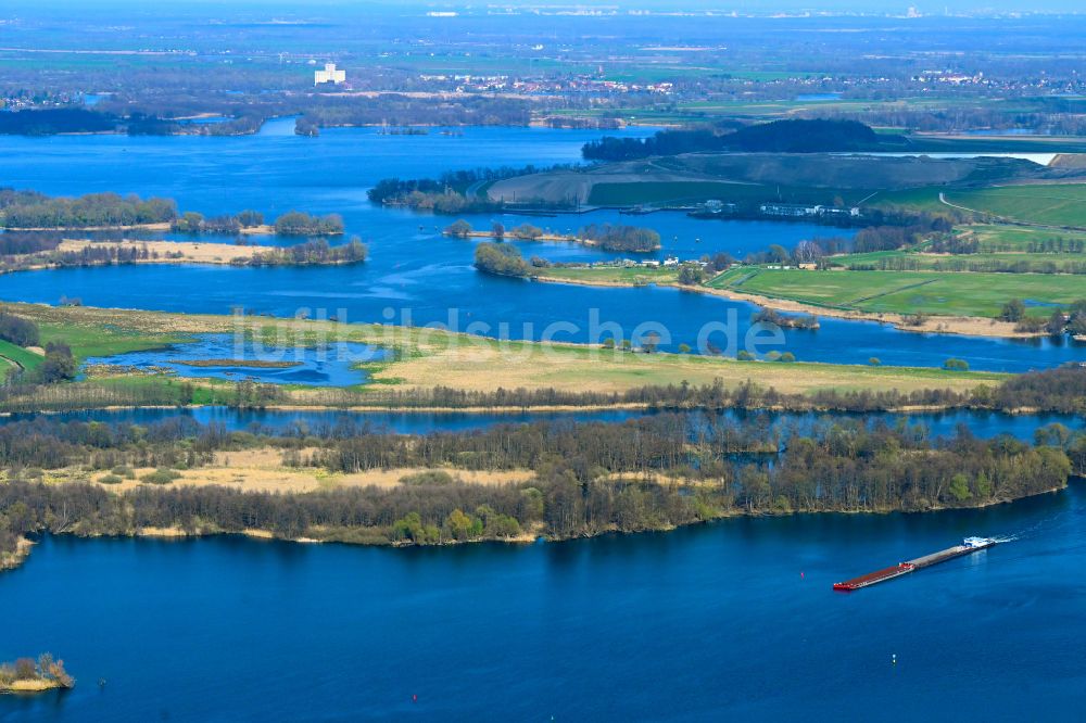 Luftbild Deetz - Uferbereiche am Flussverlauf der Havel in Deetz im Bundesland Brandenburg, Deutschland