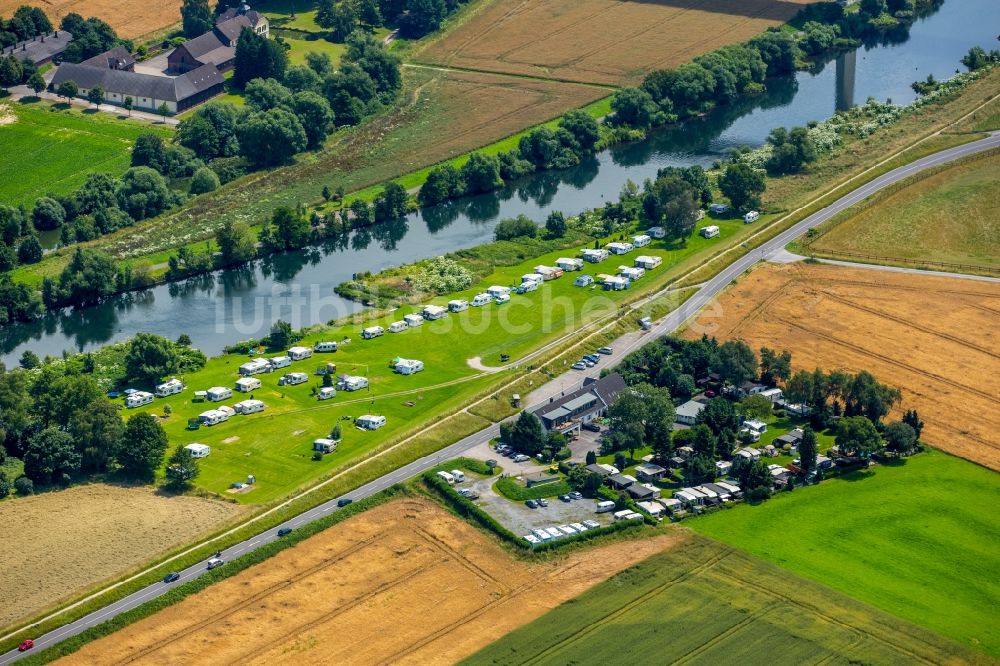 Luftbild Mülheim an der Ruhr - Uferbereiche am Flußverlauf am Rhurtalhang am Auberg in Mülheim an der Ruhr im Bundesland Nordrhein-Westfalen