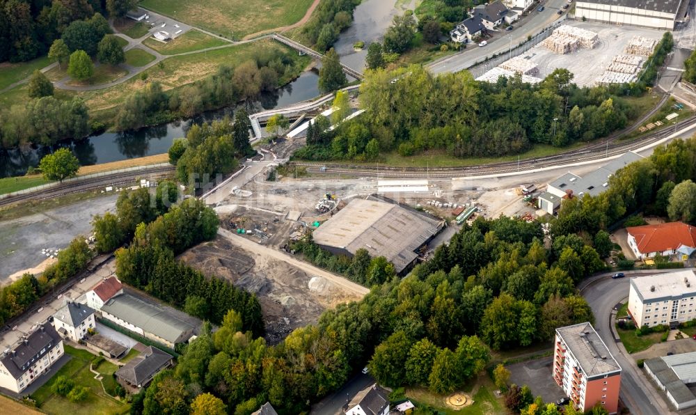 Arnsberg von oben - Uferbereiche am Flußverlauf der Ruhr in Arnsberg im Bundesland Nordrhein-Westfalen, Deutschland