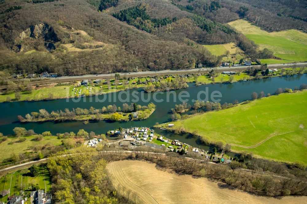 Witten aus der Vogelperspektive: Uferbereiche am Flußverlauf der Ruhr im Ortsteil Bommern in Witten im Bundesland Nordrhein-Westfalen