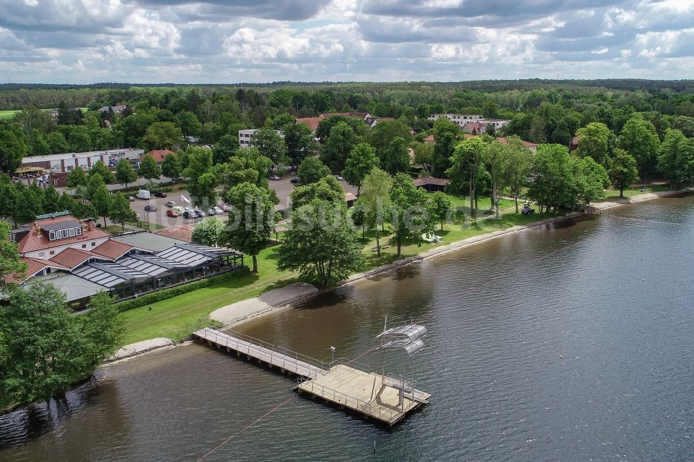 Wandlitz aus der Vogelperspektive: Uferbereiche am Freibad des Wandlitzsee in Wandlitz im Bundesland Brandenburg, Deutschland