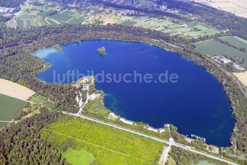 Eggenstein-Leopoldshafen aus der Vogelperspektive: Uferbereiche der Kiesgrube Eggenstein-Leopoldshafen in Eggenstein-Leopoldshafen im Bundesland Baden-Württemberg, Deutschland