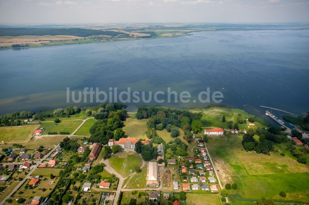 Kummerow aus der Vogelperspektive: Uferbereiche des Kummerower See in Kummerow im Bundesland Mecklenburg-Vorpommern