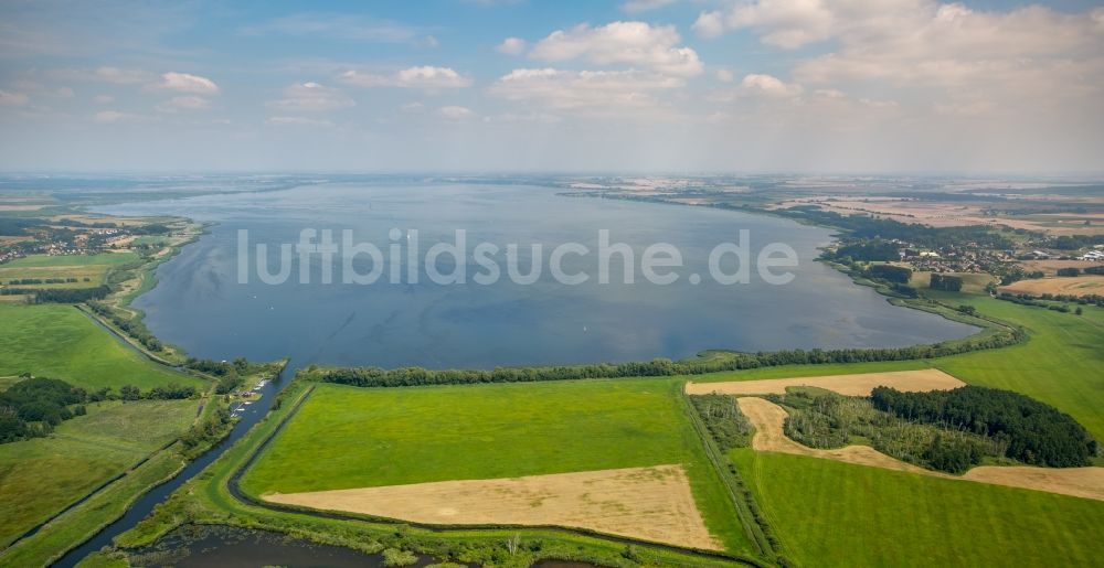 Luftaufnahme Kummerow - Uferbereiche des Kummerower Sees in Kummerow im Bundesland Mecklenburg-Vorpommern