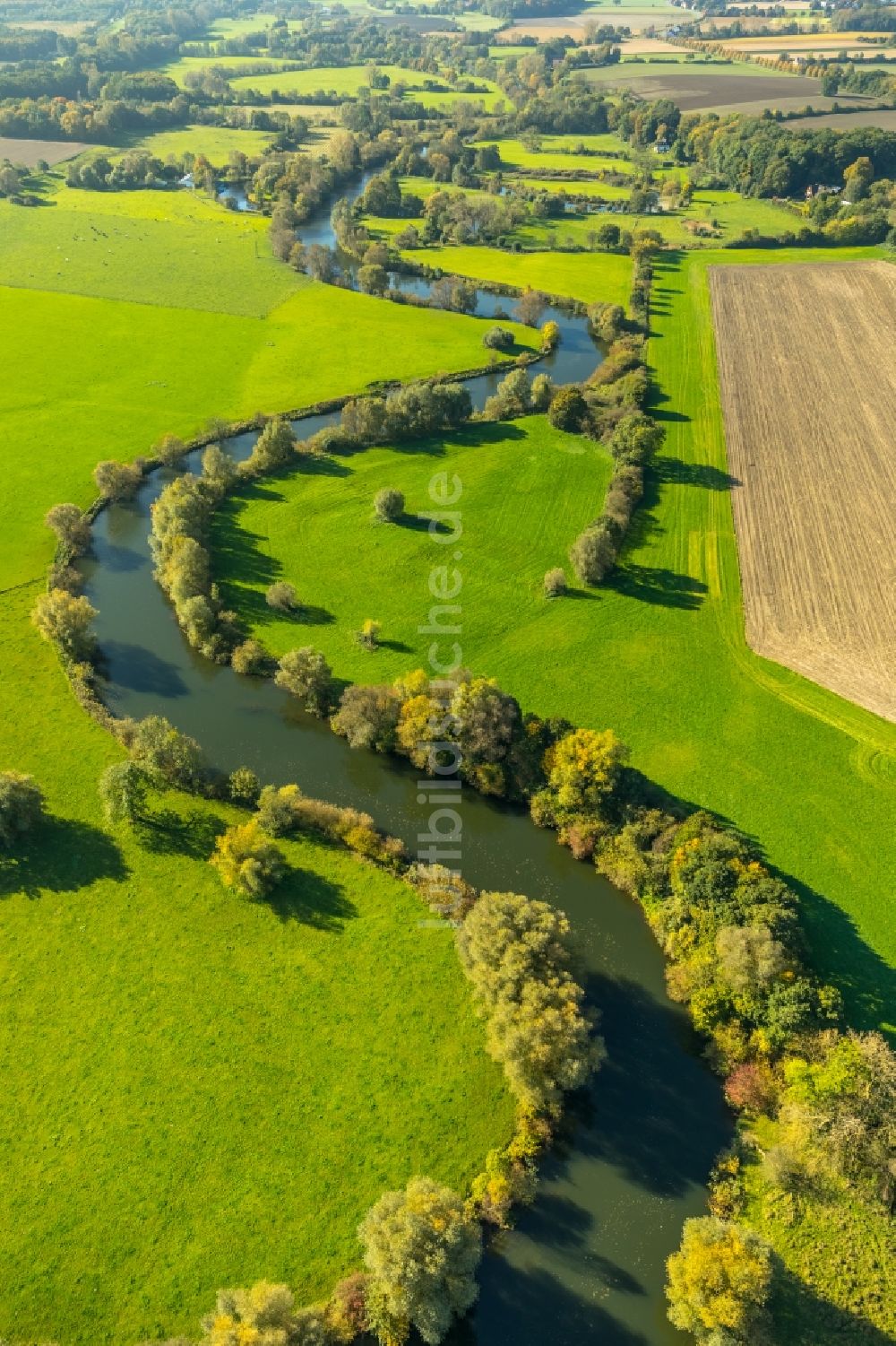 Werne von oben - Uferbereiche am Lippe- Flußverlauf in Werne im Bundesland Nordrhein-Westfalen, Deutschland