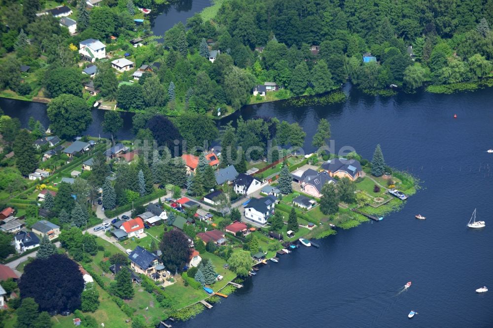 Berlin Rahnsdorf von oben - Uferbereiche Müggelwerder, Entenwall an der Müggelspree / Kleiner Müggelsee in Berlin Rahnsdorf