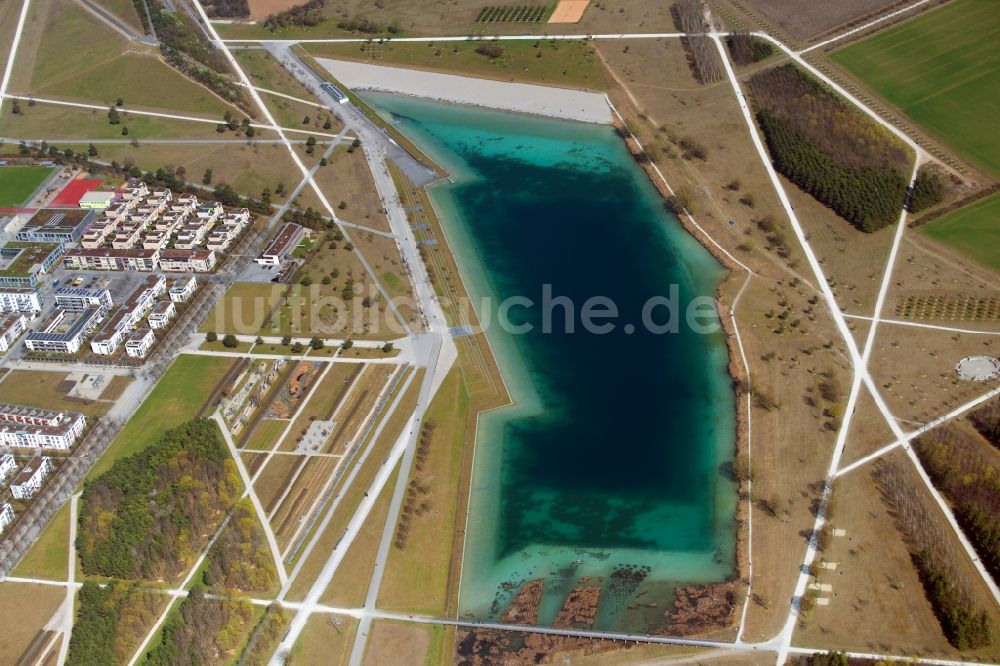 München von oben - Uferbereiche des Riemer See im Ortsteil Trudering-Riem in München im Bundesland Bayern, Deutschland