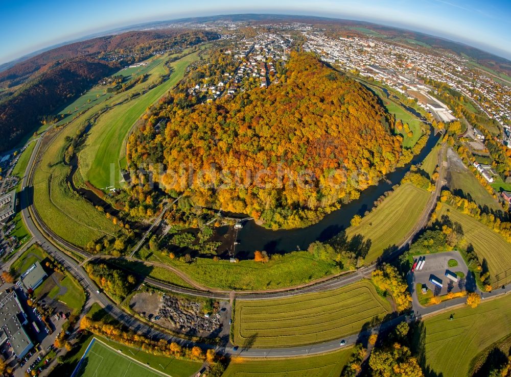 Luftbild Arnsberg - Uferbereiche des Ruhr- Bogen Flußverlaufes in Arnsberg im Bundesland Nordrhein-Westfalen