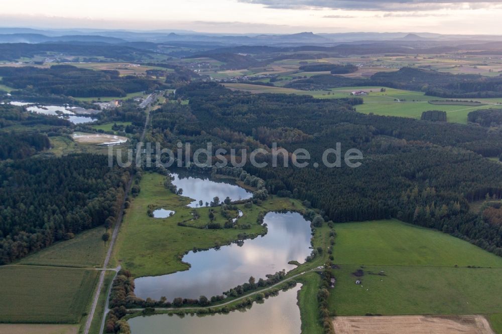 Luftaufnahme Sauldorf - Uferbereiche der Sauldorfer Baggerseen in Sauldorf im Bundesland Baden-Württemberg, Deutschland