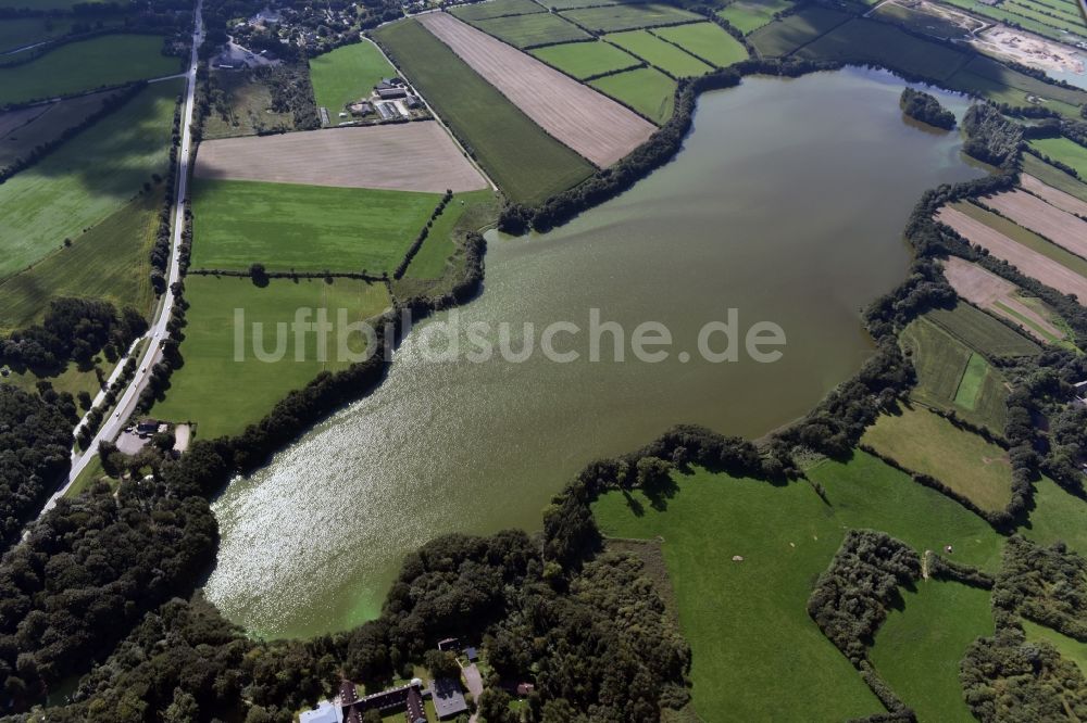 Sankelmark von oben - Uferbereiche des See Sankelmarker See in Sankelmark im Bundesland Schleswig-Holstein