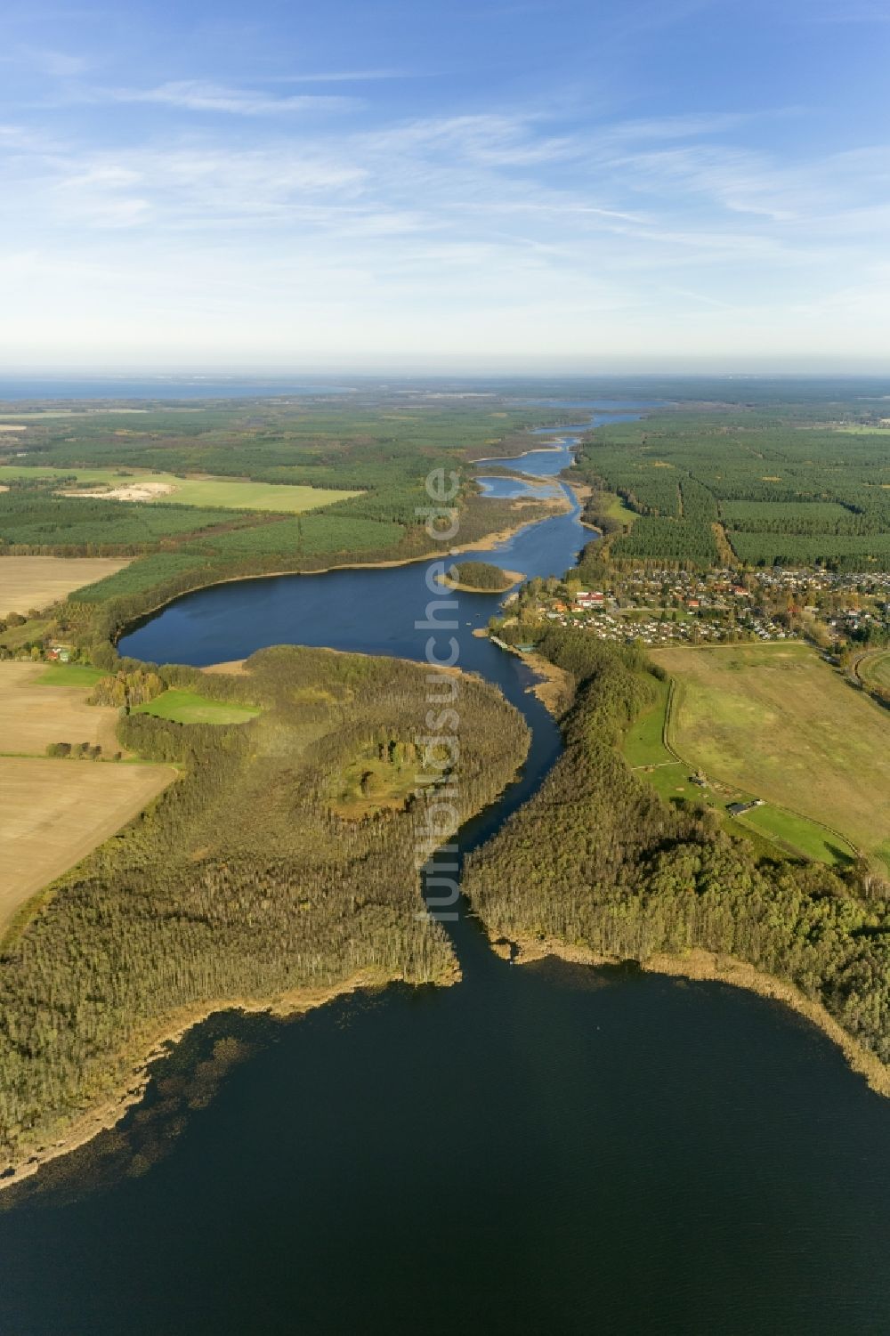 Güstrow von oben - Uferbereiche der Seenlandschaft Güstrow im Bundesland Mecklenburg-Vorpommern