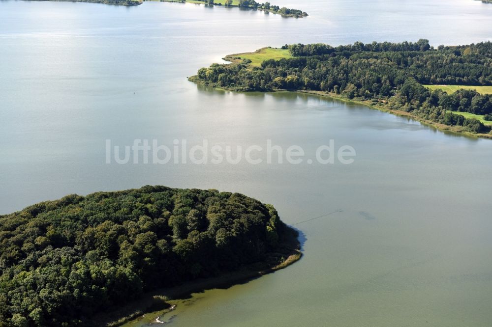 Felde von oben - Uferbereiche des Sees Ahrensee in Felde im Bundesland Schleswig-Holstein