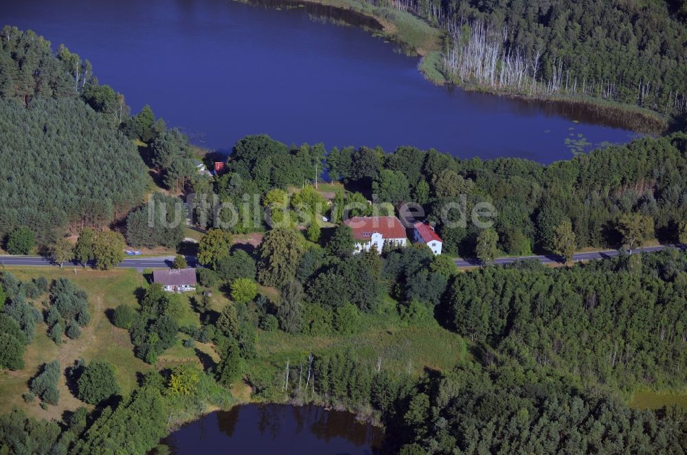 Godendorf aus der Vogelperspektive: Uferbereiche des Sees Besenreepsee in Godendorf im Bundesland Mecklenburg-Vorpommern