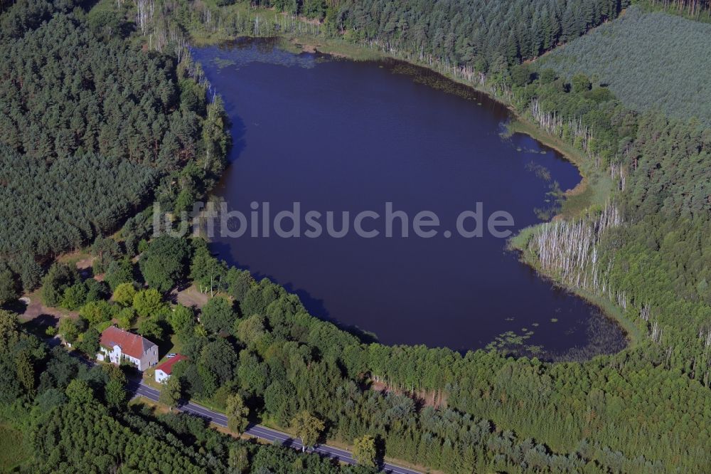 Godendorf von oben - Uferbereiche des Sees Besenreepsee in Godendorf im Bundesland Mecklenburg-Vorpommern