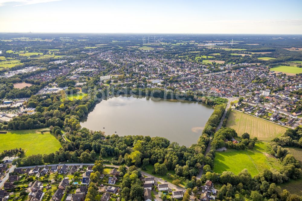 Luftbild Dorsten - Uferbereiche des Sees Blauer See in Dorsten im Bundesland Nordrhein-Westfalen, Deutschland