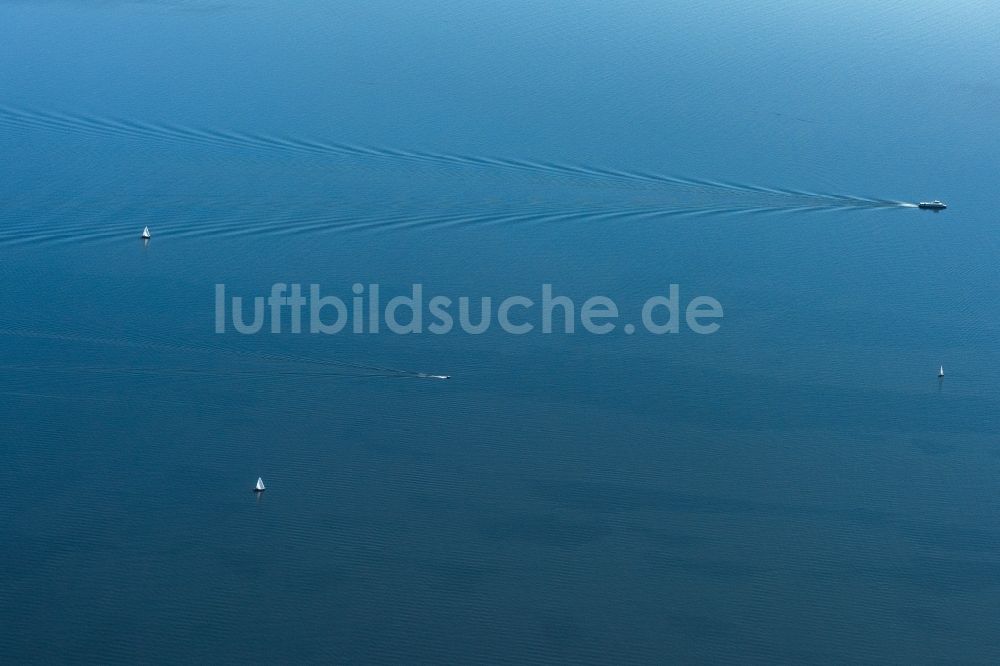 Uttwil aus der Vogelperspektive: Uferbereiche des Sees Bodensees in Friedrichshafen im Bundesland Baden-Württemberg, Deutschland