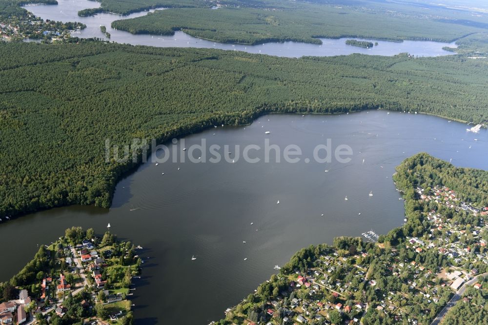 Königs Wusterhausen von oben - Uferbereiche des Sees Crossinsee im Stadtteil Ziegenhals in Königs Wusterhausen im Bundesland Brandenburg