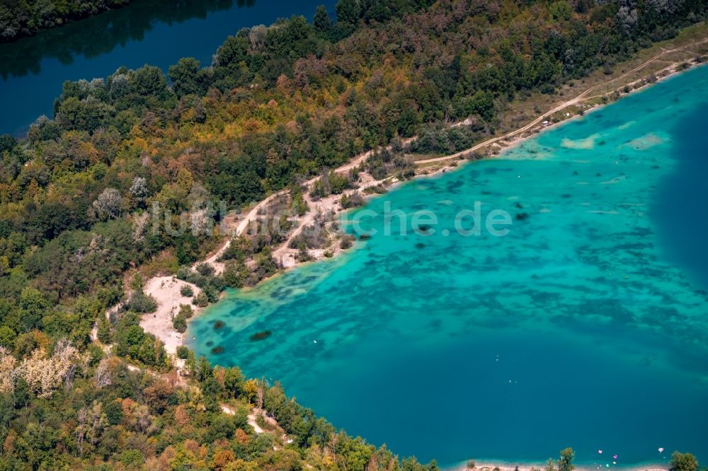 Hartheim am Rhein von oben - Uferbereiche des Sees des Friessee in Hartheim am Rhein im Bundesland Baden-Württemberg, Deutschland