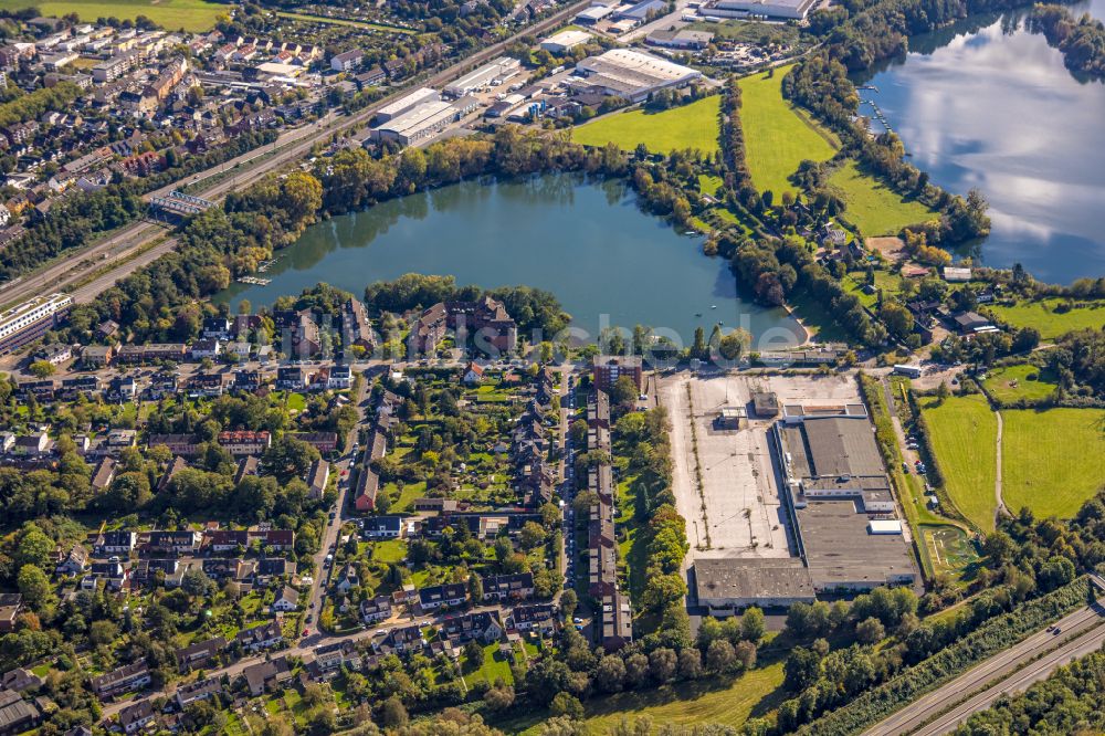 Luftaufnahme Duisburg - Uferbereiche des Sees Großenbaumer See im Ortsteil Duisburg Süd in Duisburg im Bundesland Nordrhein-Westfalen