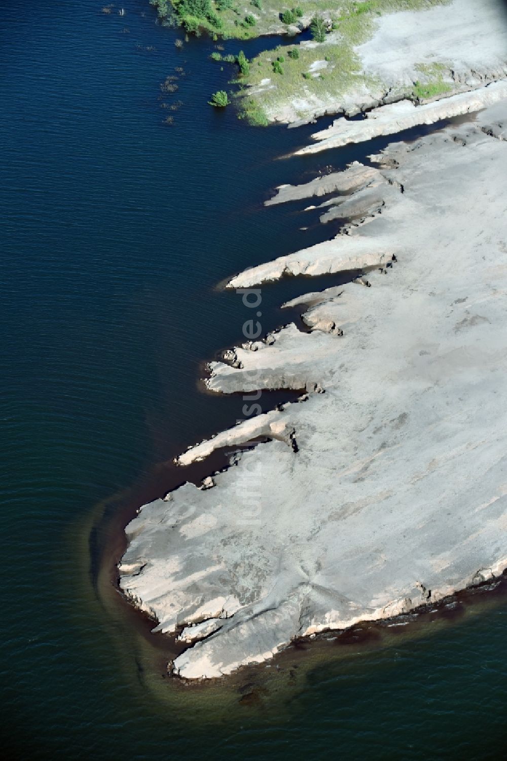 Luftbild Großräschen - Uferbereiche des Sees Großräschener See in Großräschen im Bundesland Brandenburg, Deutschland