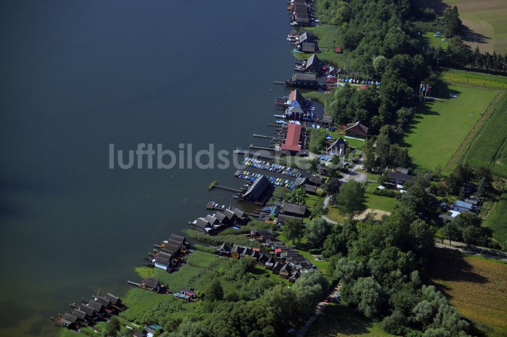 Güstrow von oben - Uferbereiche des Sees Inselsee in Güstrow im Bundesland Mecklenburg-Vorpommern