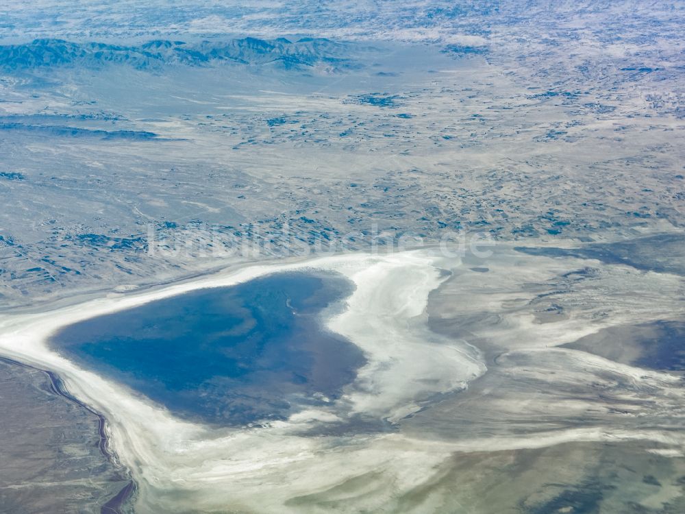 Garah von oben - Uferbereiche des Sees Ab-i Istada in Garah in Ghazni, Afghanistan