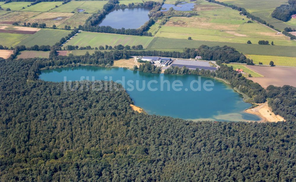 Coesfeld aus der Vogelperspektive: Uferbereiche des Sees Kalkisee in Coesfeld im Bundesland Nordrhein-Westfalen, Deutschland