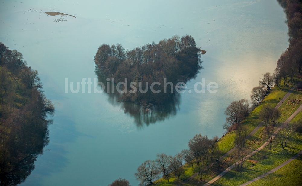 Witten von oben - Uferbereiche des Sees Kemnader See in Witten im Bundesland Nordrhein-Westfalen