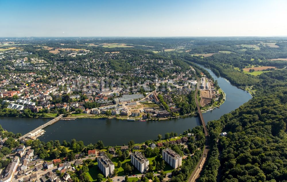 Essen aus der Vogelperspektive: Uferbereiche des Sees Kettwiger See in Essen im Bundesland Nordrhein-Westfalen