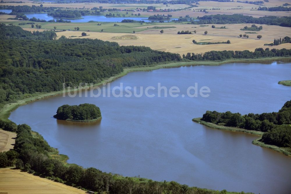 Luftaufnahme Klein Vielen - Uferbereiche des Sees Kleinvielener See in Klein Vielen im Bundesland Mecklenburg-Vorpommern