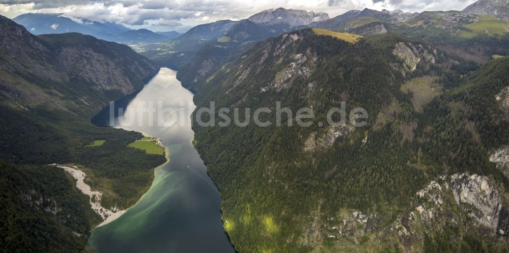 Schönau von oben - Uferbereiche des Sees Königssees in Schönau im Bundesland Bayern