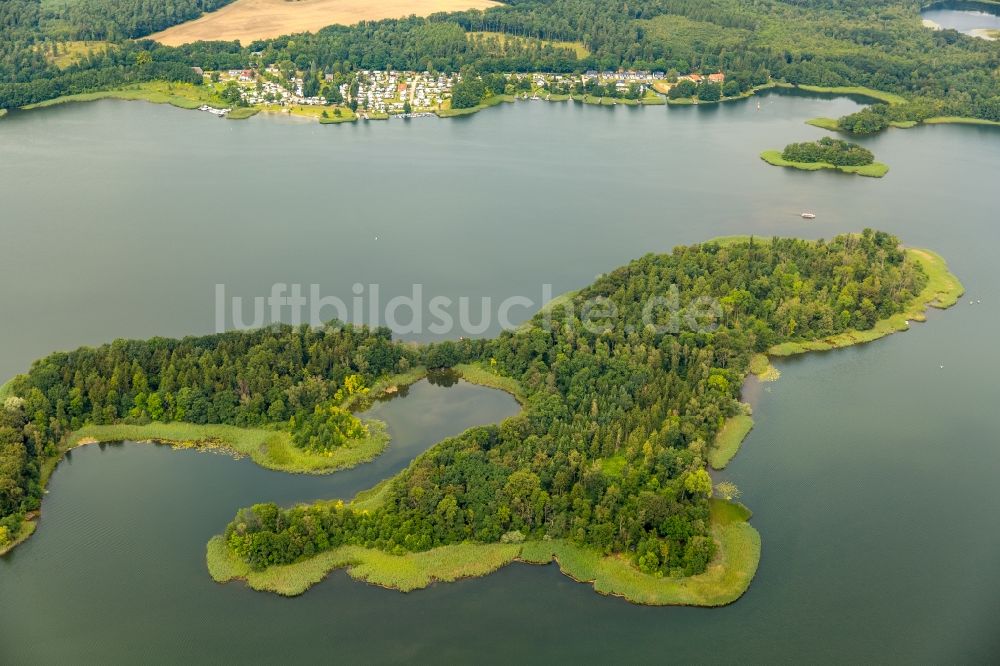 Luftaufnahme Krakow am See - Uferbereiche des Sees Krakower See in Krakow am See im Bundesland Mecklenburg-Vorpommern