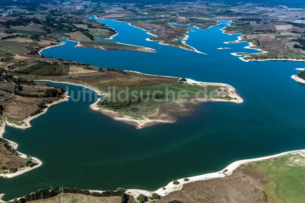 Luftbild San Lorenzo - Uferbereiche des Sees Lago di Cecita im Nationalpark Sila in San Lorenzo in Italien