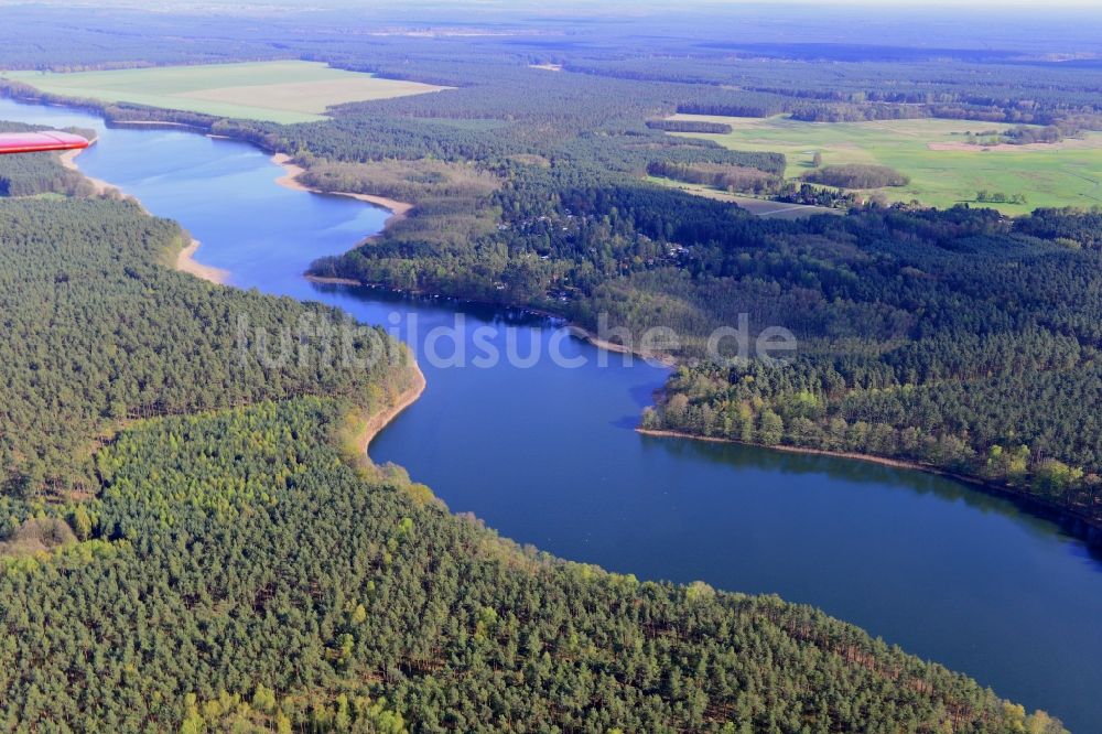 Luftbild Ahrensdorf - Uferbereiche des Sees Lübbesee bei Ahrensdorf im Bundesland Brandenburg