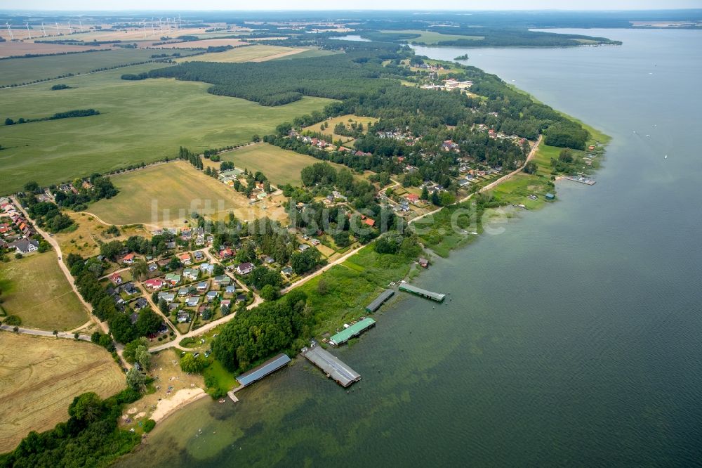 Luftaufnahme Plau am See - Uferbereiche des Sees Plauer See in Plau am See im Bundesland Mecklenburg-Vorpommern