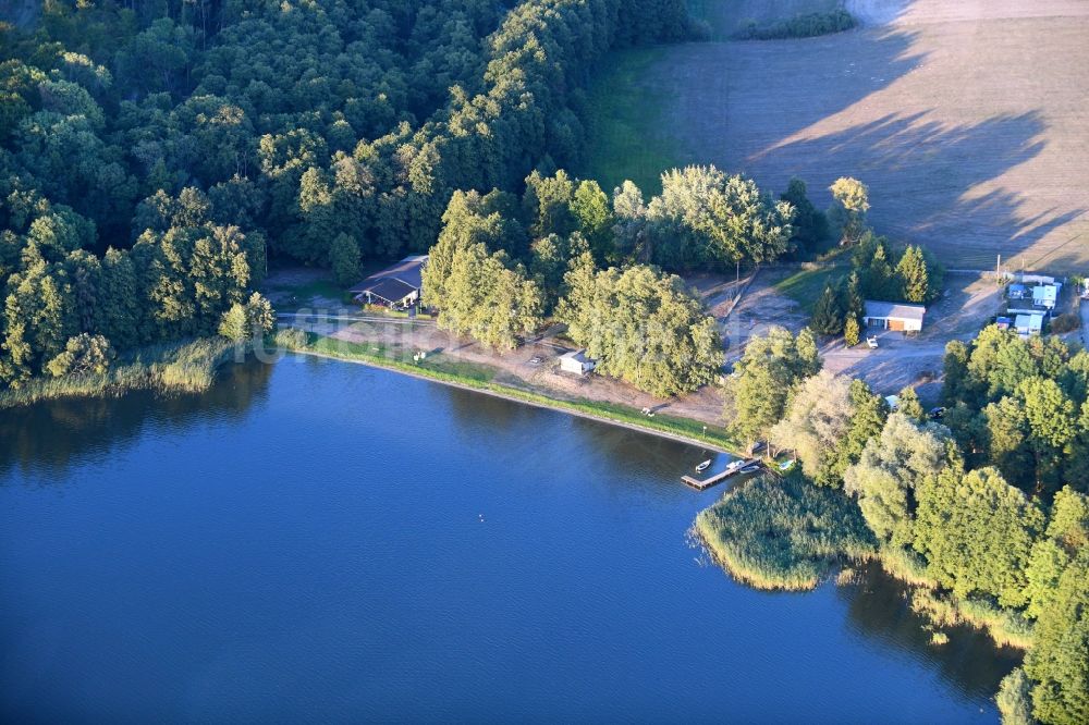 Luftaufnahme Leuengarten - Uferbereiche des Sees Rudower See in Leuengarten im Bundesland Brandenburg, Deutschland