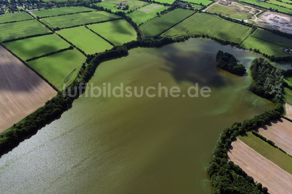 Sankelmark von oben - Uferbereiche des Sees Sankelmarker See in Sankelmark im Bundesland Schleswig-Holstein