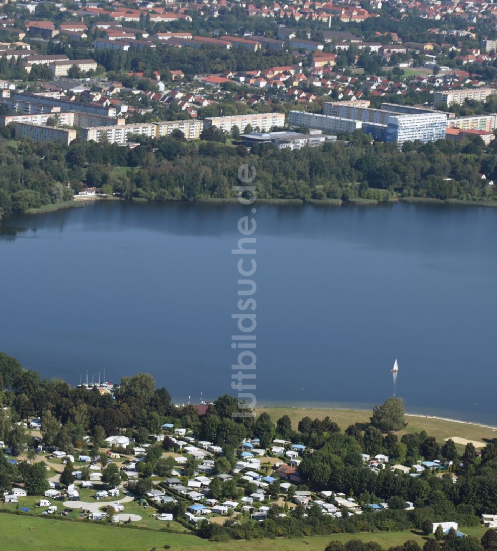 Senftenberg aus der Vogelperspektive: Uferbereiche des Sees Senftenberger See in Senftenberg im Bundesland Brandenburg