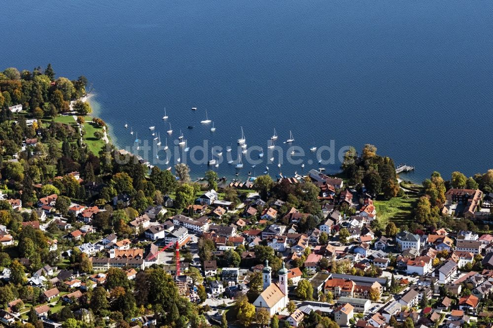 Luftaufnahme Tutzing - Uferbereiche des Sees Starnberger See in Tutzing im Bundesland Bayern