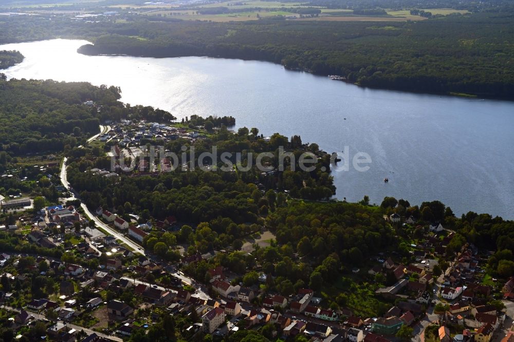 Luftbild Hennickendorf - Uferbereiche des Sees Stienitzsee in Hennickendorf im Bundesland Brandenburg, Deutschland