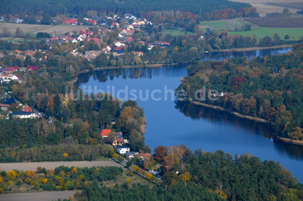 Luftaufnahme Stolzenhagen - Uferbereiche des Sees Stolzenhagener See in Stolzenhagen im Bundesland Brandenburg, Deutschland