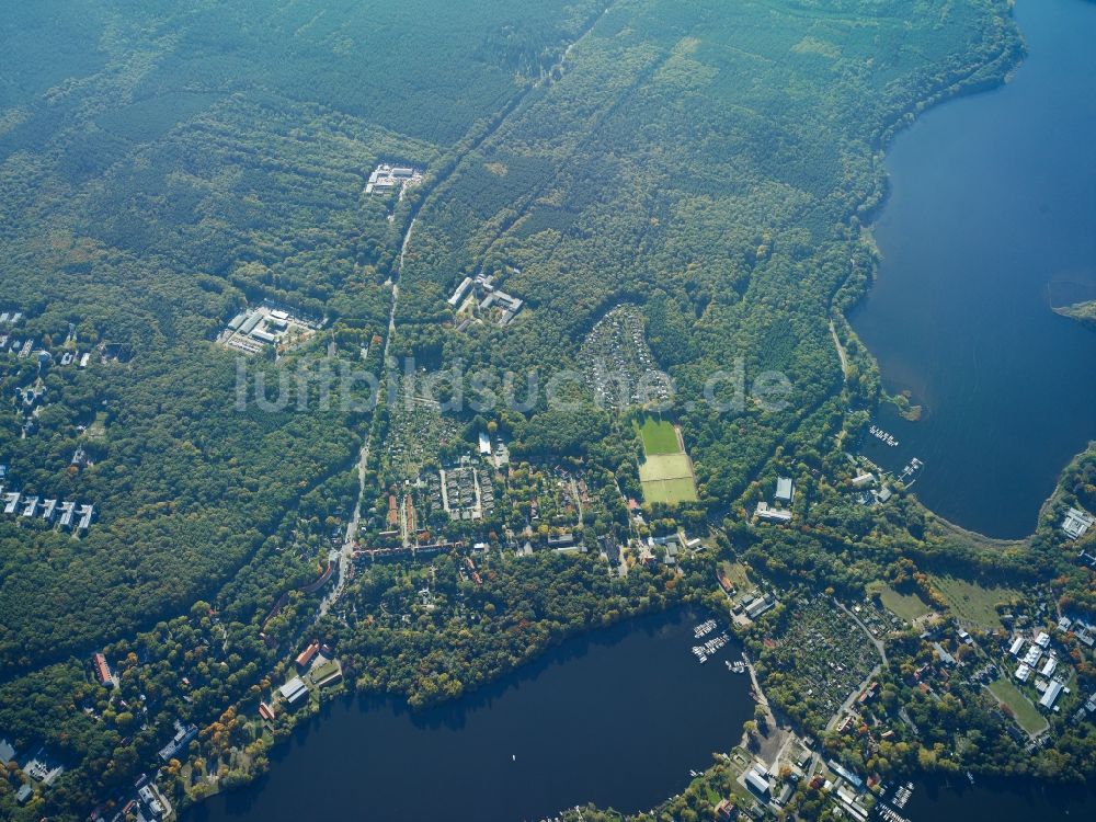 Potsdam von oben - Uferbereiche des Sees Templiner See in Potsdam im Bundesland Brandenburg