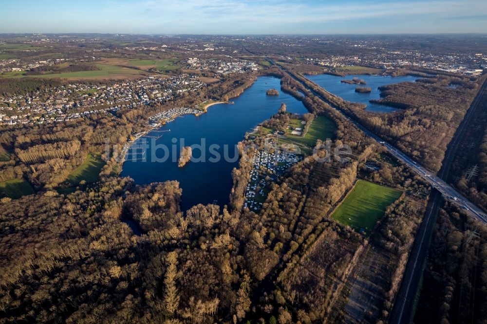 Luftbild Düsseldorf - Uferbereiche des Sees Unterbacher See - Elbsee im Ortsteil Unterbach in Düsseldorf im Bundesland Nordrhein-Westfalen, Deutschland