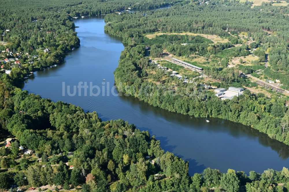 Luftaufnahme Zernsdorf - Uferbereiche des Sees Zernsdorfer Lankensee in Zernsdorf im Bundesland Brandenburg